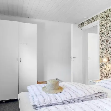 Jb246-brovst-graevlingevej-13 *